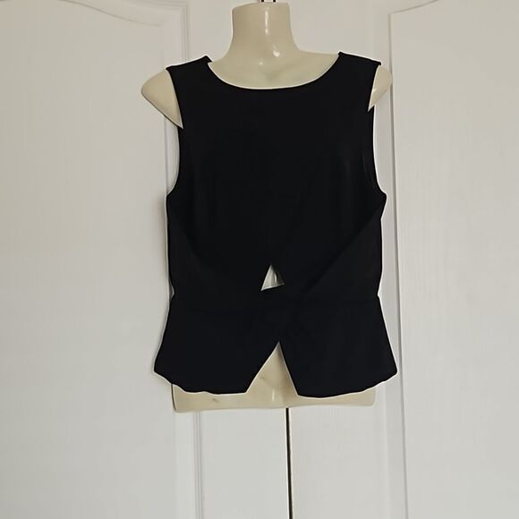 Marciano Twist Wrap Peek-A-Boo Top Black Medium - Picture 1 of 16